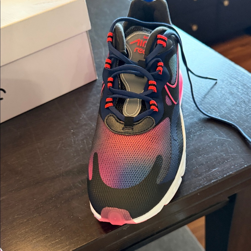 NIB Nike Women’s Air Max 270 React SE Midnight Navy Black Marine Size 8 - Picture 10 of 11